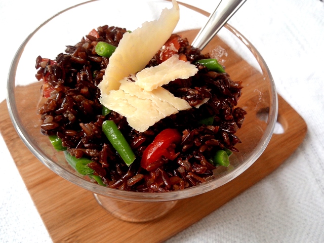 saladadearrozvermelhovagemtomateparmesao_cozinhandopara2ou1.jpg