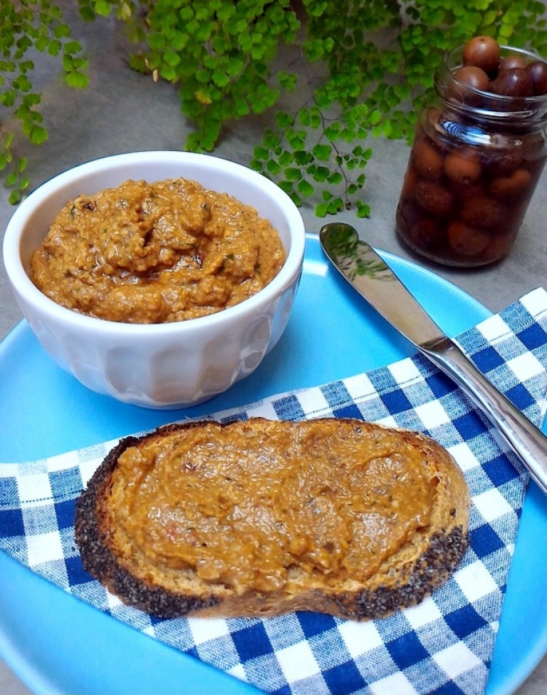 Tapenade de azeitonas pretas COZINHANDO PARA 2 OU 1