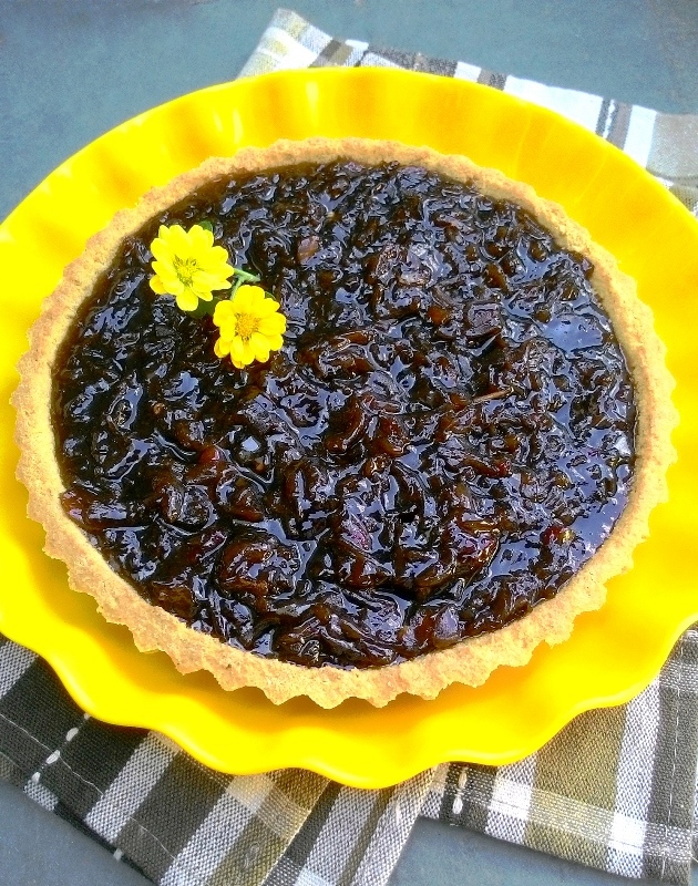 TortaDeCebolasCaramelizadasComBaseDeGraoDeBico_CozinhandoPara2ou1