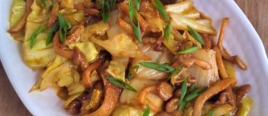 Acelga com shimeji e molho oriental