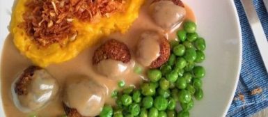 Almôndegas de cogumelos com molho cremoso