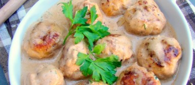 Almôndegas de frango à moda Sueca