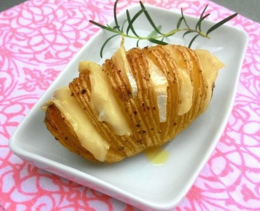 Batatas à Hasselback (batatas laminadas à moda sueca)