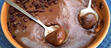 Brigadeiros gourmet (chocolate amargo, ao leite, com morango e com coco) — para vender ou se deliciar