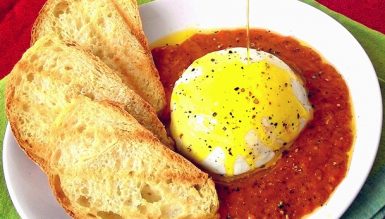 Burrata com molho de tomates cereja