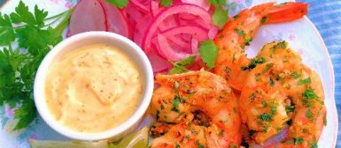 Camarões na manteiga com alho