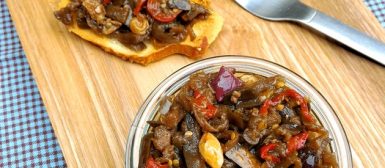 Antepasto italiano de berinjela (caponata)