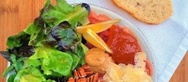 Carpaccio com geleia, mostarda e nozes