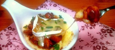 Champignons ao molho agridoce com brie e purê cremoso