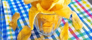 Chips de banana crocantes