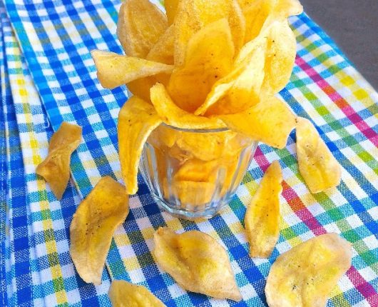 Chips de banana crocantes