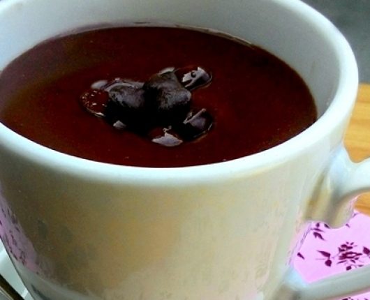 Chocolate quente cremoso fácil