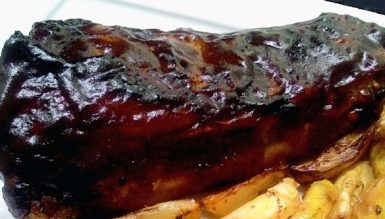 Costelinha glaceada no molho barbecue (Ribs on the barbie – na airfryer)