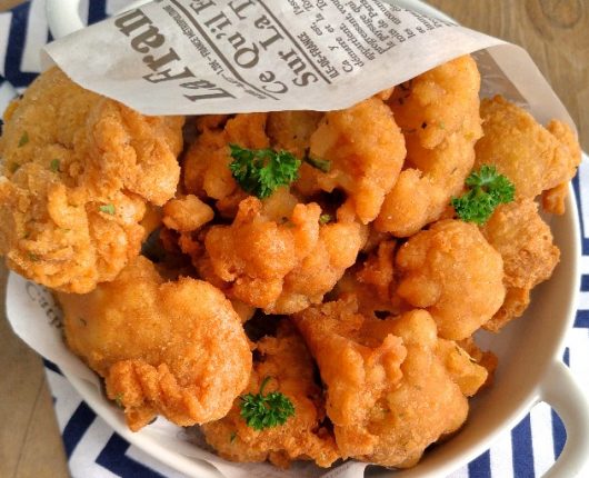 Couve flor empanada (breaded cauliflower)