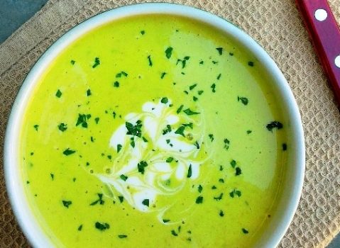 Creme de ervilhas com ou sem wasabi (raiz forte)