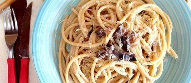 Espaguete ao molho funghi