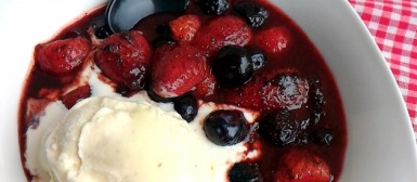 Frutas vermelhas assadas com chocolate (calorias reduzidas)