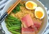 Lamen no caldo de costela com pancetta