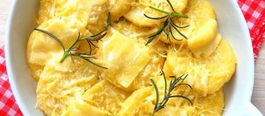 Gnocchi alla romana (nhoque de semolina gratinado)