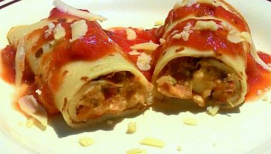 Panquecas recheadas com creme de palmito