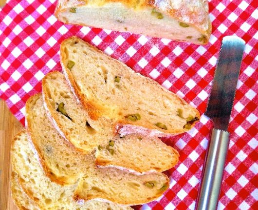 Pão das 10 dobras com azeitonas (fermento biológico, sem sova) World Bread Day 2018