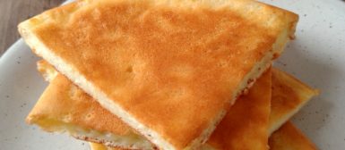 “Pão de queijo” de frigideira