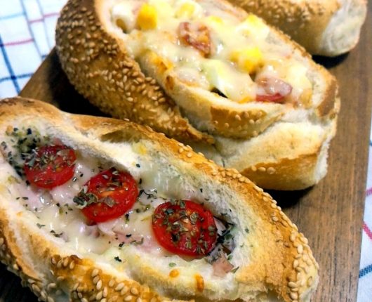 Pão francês recheado para um lanche rápido