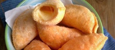 Pastel caseiro de queijo (fogazza frita)