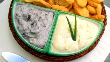 Patês especiais com um toque defumado: alho e azeitonas pretas