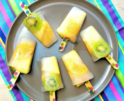 Picolé de frutas com água de coco