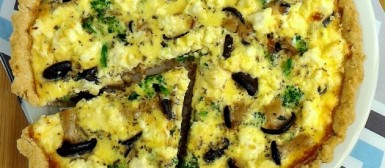 Quiche de brócolis, cogumelos e ricota fresca (sem glúten)