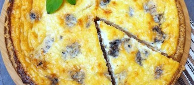 Quiche de gorgonzola com castanhas e base de aveia (sem glúten)