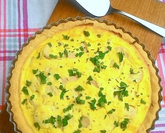 Quiche light de palmito com creme de ricota