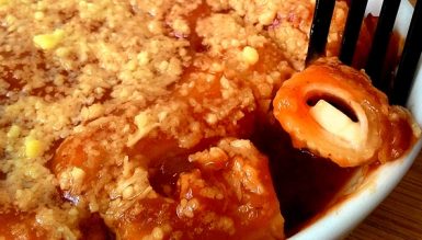 Rigatoni recheado com queijo e presunto
