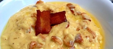 Risoto à carbonara (com bacon, queijo e ovo)