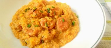 “Risoto” de canjiquinha com linguiça (quirela risotada)