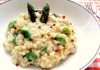 Risoto cremoso de aspargos com pimenta rosa