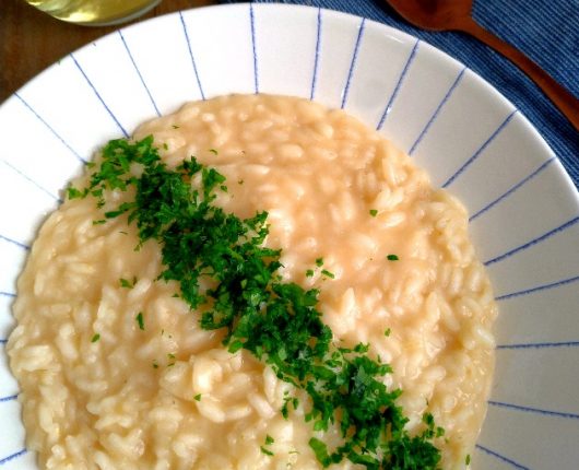 Risoto vegano cremoso (sem queijo e sem manteiga)