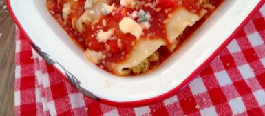 Rolinhos de lasanha com ricota e gorgonzola