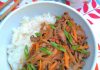 Shimeji ao limão com cenoura e cebolinha