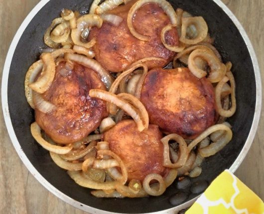 Como fazer cogumelos shitake acebolados