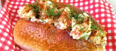 Sanduíche de camarão (shrimp rolls)