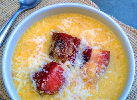 Sopa de quirela com costelinha