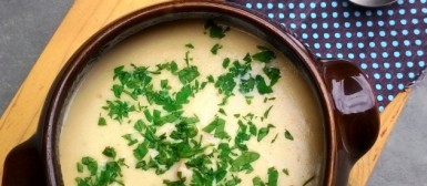 Sopa cremosa de palmito