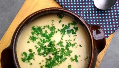 Sopa cremosa de palmito