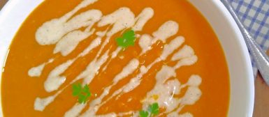 Sopa de cenoura com abóbora