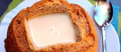 Sopa cremosa de queijo