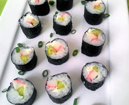 Como fazer sushi (hosomaki ou hossomaki)
