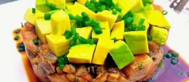 Tartare de salmão com avocado