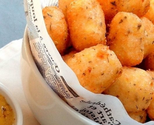 Receita de tater tots (bolinhos americanos de batata)